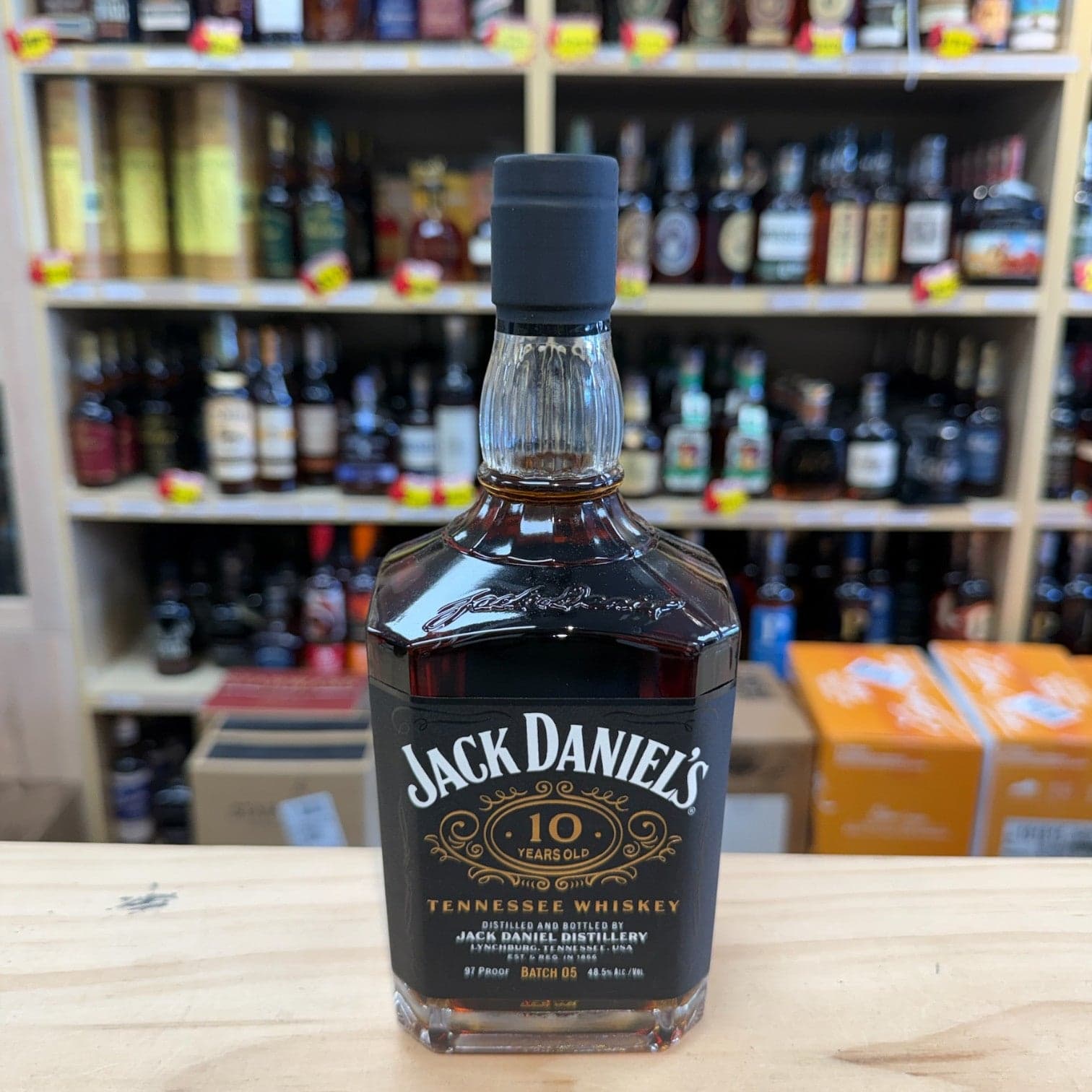 Jack Daniel's 10 Year Old Tennessee Whisky Batch 5 700ml - image 1