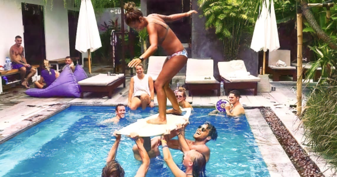 Hostels Worldwide - Online Bookings, Ratings and Reviews - image 1
