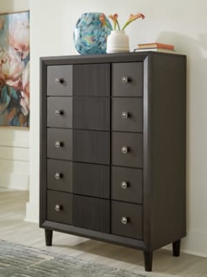 Urbantrack 5 Drawer Chest of Drawers - image 1