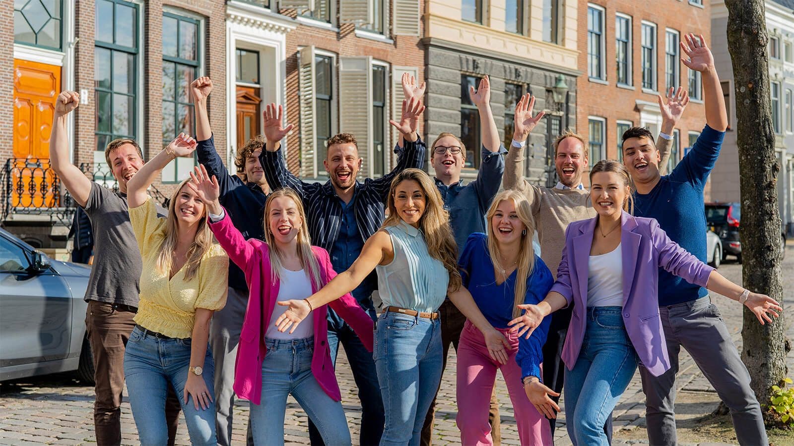 Firm24 BV Oprichtingsdienst - image 1