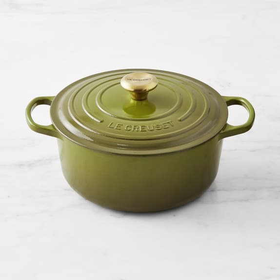 Le Creuset Signature Enameled Cast Iron Round Dutch Oven - image 1