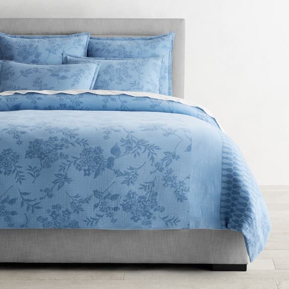 Jacquard Duvet Cover & Shams - image 1