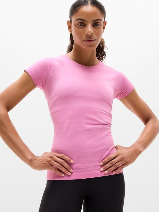Momentum Seamless Tee - image 1