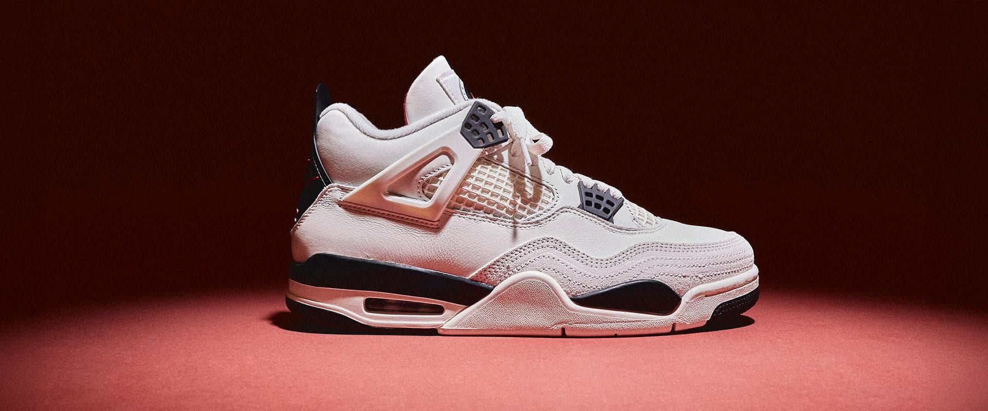 AIR JORDAN 4 'FLIGHT CLUB' - image 1