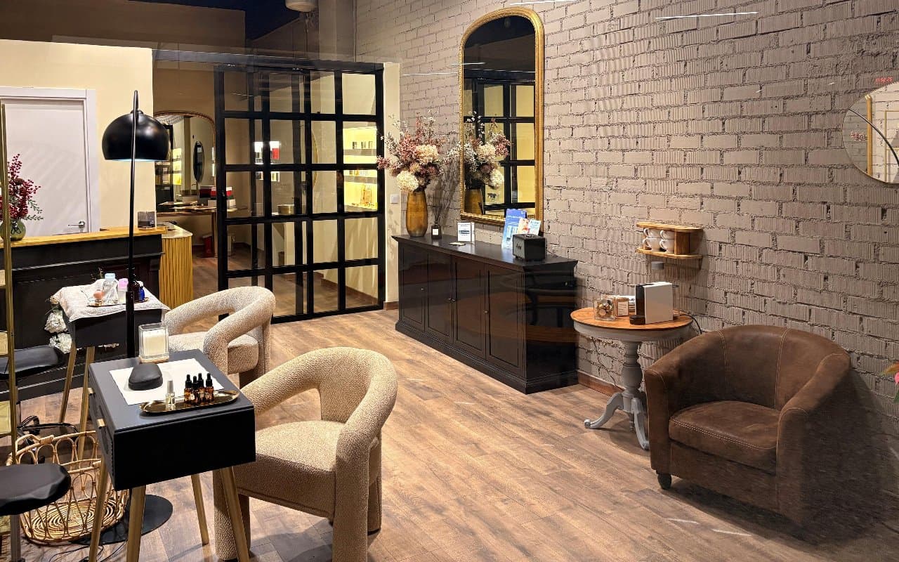Cherry Blossom Beauty Studio - image 1