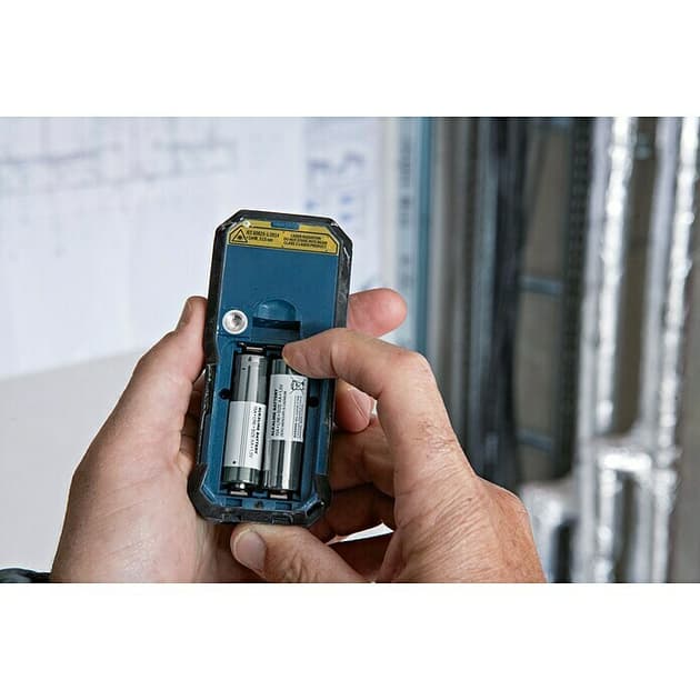 Професійний лазерний далекомір Bosch Professional GLM 50-25 G із чохлом : діапазон вимірювань 0.05–50 м, колір лазера зелений - image 1