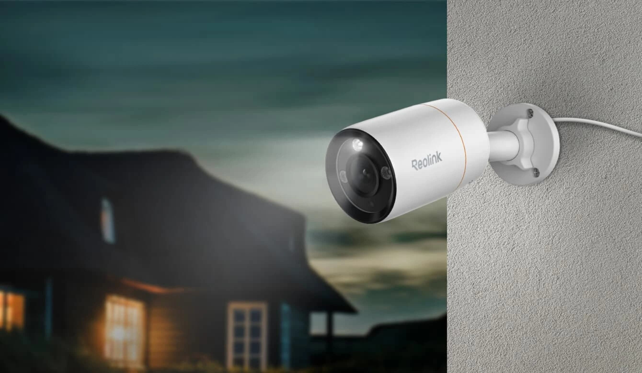 Reolink RLC-1212A Smart 12MP PoE Spotlight Camera with Color Night Vision - image 1