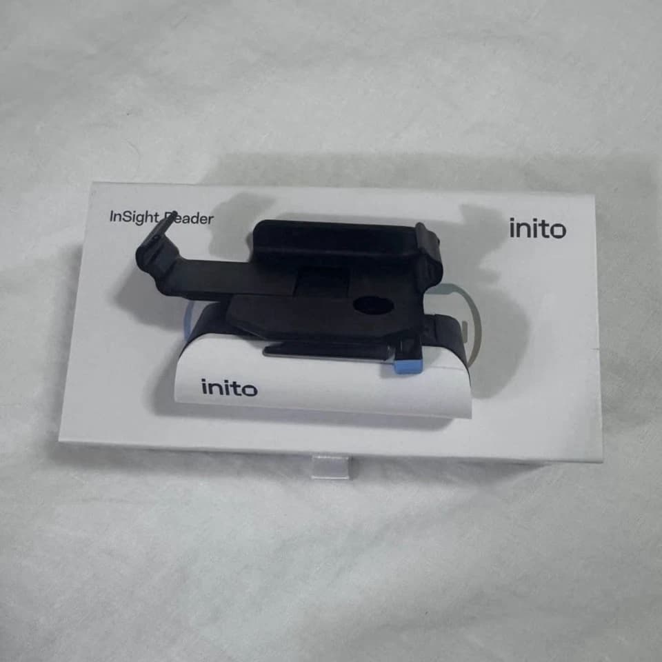 inito Fertility Monitor Hormone Tracker iPhone 15 pro max USED - image 1