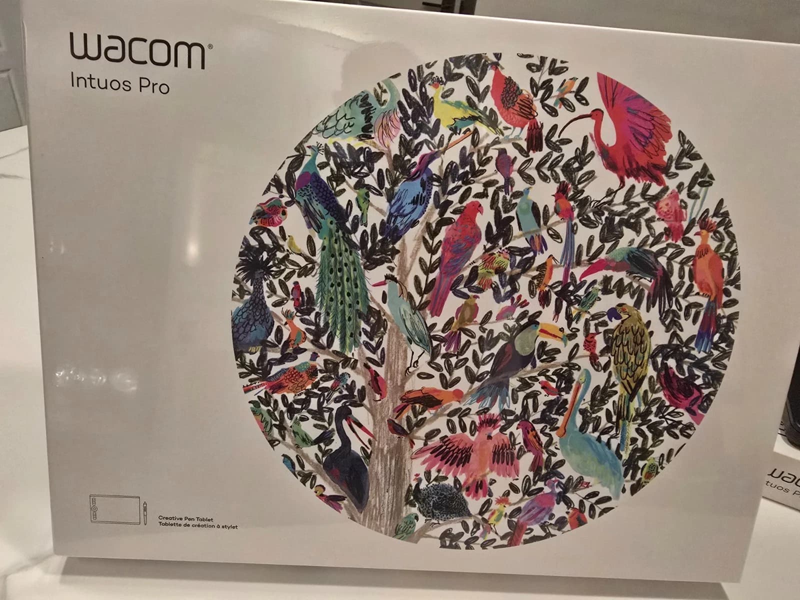 Wacom Intuos Pro Medium PTH-660 Drawing Tablet - NEW - Factory Sealed - image 1