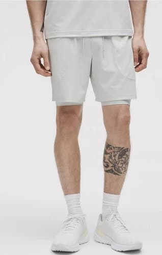 Lululemon Peloton License To Train 7" Lined Shorts Athletic Bone White MEDIUM - image 1