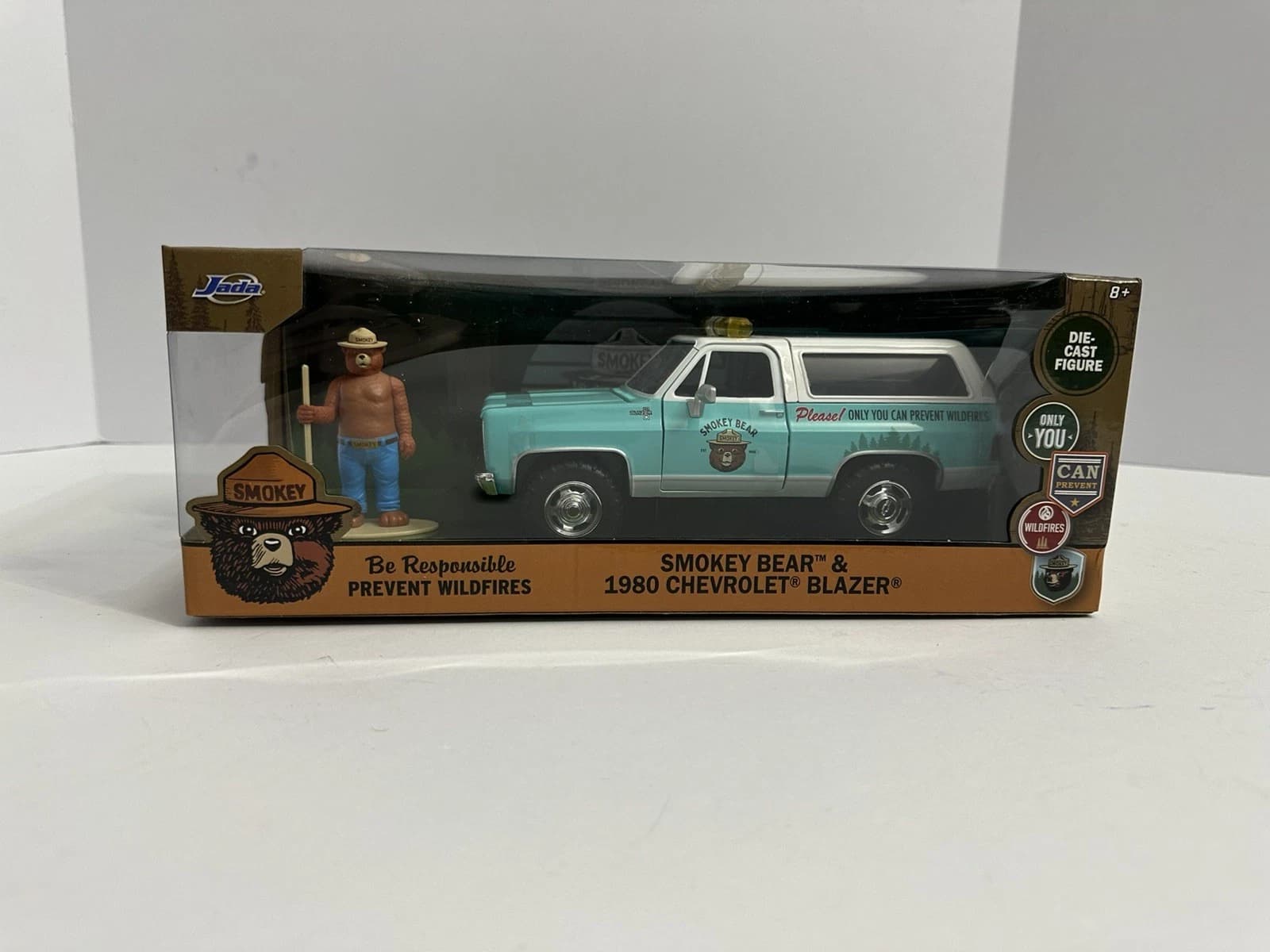 Jada Smokey Bear 1980 Chevy Blazer Die-Cast Car with Smokey Bear Figure - image 1