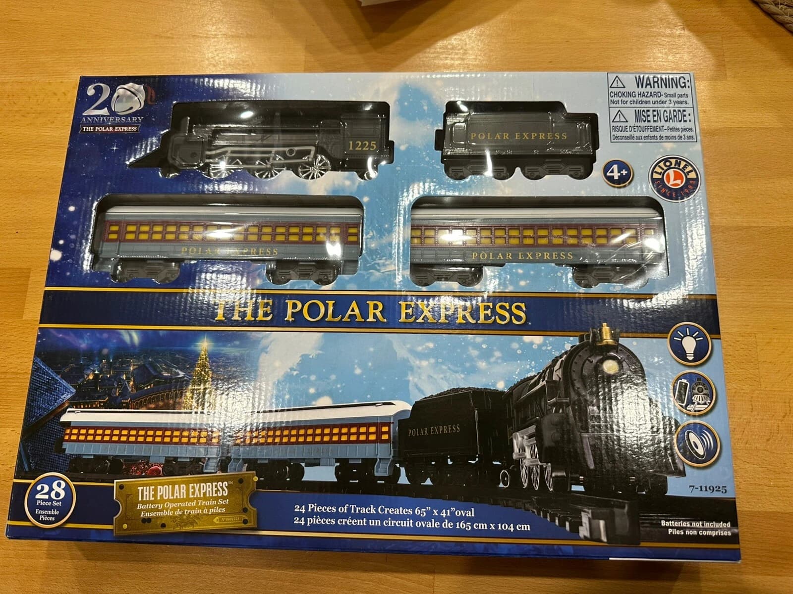 Lionel 7-11925 The Polar Express Mini Train Set - image 1