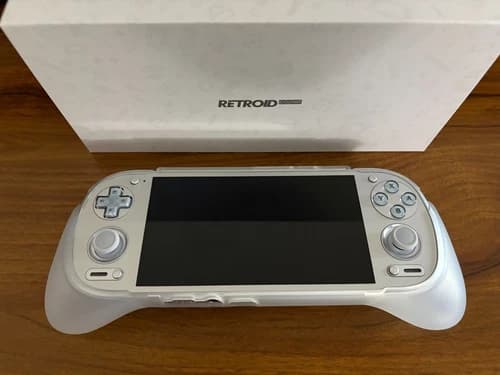 Retroid Pocket 6 8GB RAM, 128GB Silver D-Pad Top OLED With TPU Grip + Case - image 1