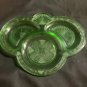 Vaseline Glass Plate Uranium Jade Clear Green 3 Section Tray - image 1