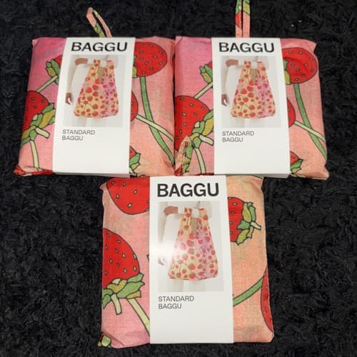 Baggu Standard Bag Of 3 Bundle Strawberries - image 1