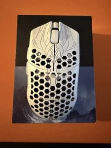 Finalmouse ULX Frostlord Medium - image 1