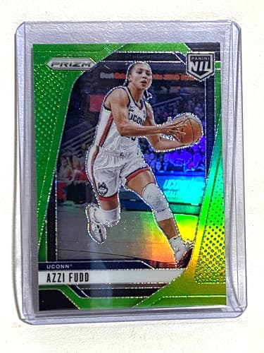 2025 Panini Contenders #13 Azzi Fudd Neon Green HOLO Prizm UConn Rookie Card - image 1