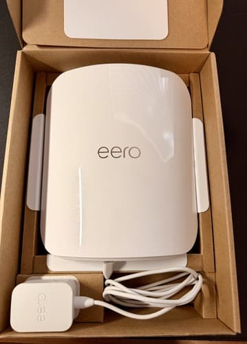 eero Max 7 Tri-Band Mesh Wi-Fi 7 Router - 10 Gbps Ethernet - White - image 1