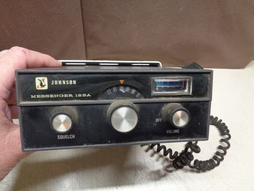 Johnson 123A Messenger CB Radio AM Transceiver - image 1