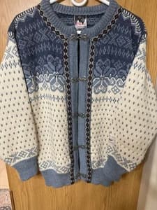 Vintage Dale of Norway Blue Fair Isle Nordic Pewter Clasp Wool Sweater XS - image 1