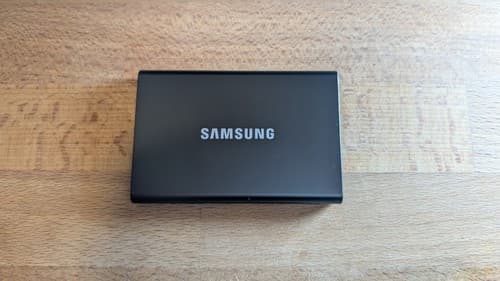 New Samsung T7 1TB Portable SSD USB 3.2 Gen 2 1050MB/s External SSD - image 1