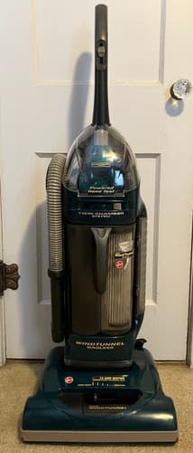 Hoover U5758-900 Bagless Windtunnel Vacuum Cleaner with Attachments - image 1