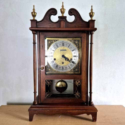 Howard Miller Barwick Mantel Clock 4993 Triple Chime Key Wind Movement - image 1
