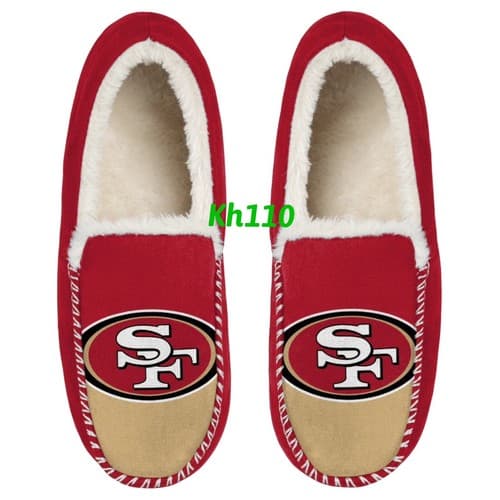 NFL San Francisco 49ers Men's Colorblock Moccasin Slippers - image 1