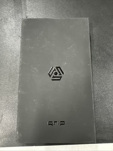 Dbrand Grip Case - iPhone 14 Plus - Magsafe compatible - with skin - image 1