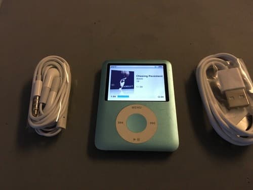 Apple iPod Nano 3rd Generation 8GB Blue - image 1