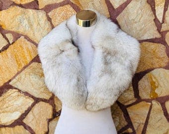 Gorgeous Real Fox Fur Collar Natural Detachable - Stylish Statement Piece for Winter Fashion for Women and Men - image 1