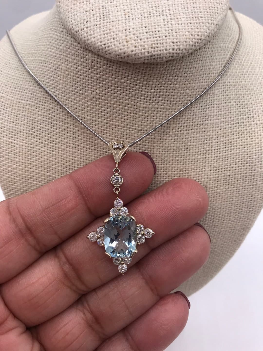Pendant, Aquamarine & Diamonds.14k white gold. Circa 1960's - image 1