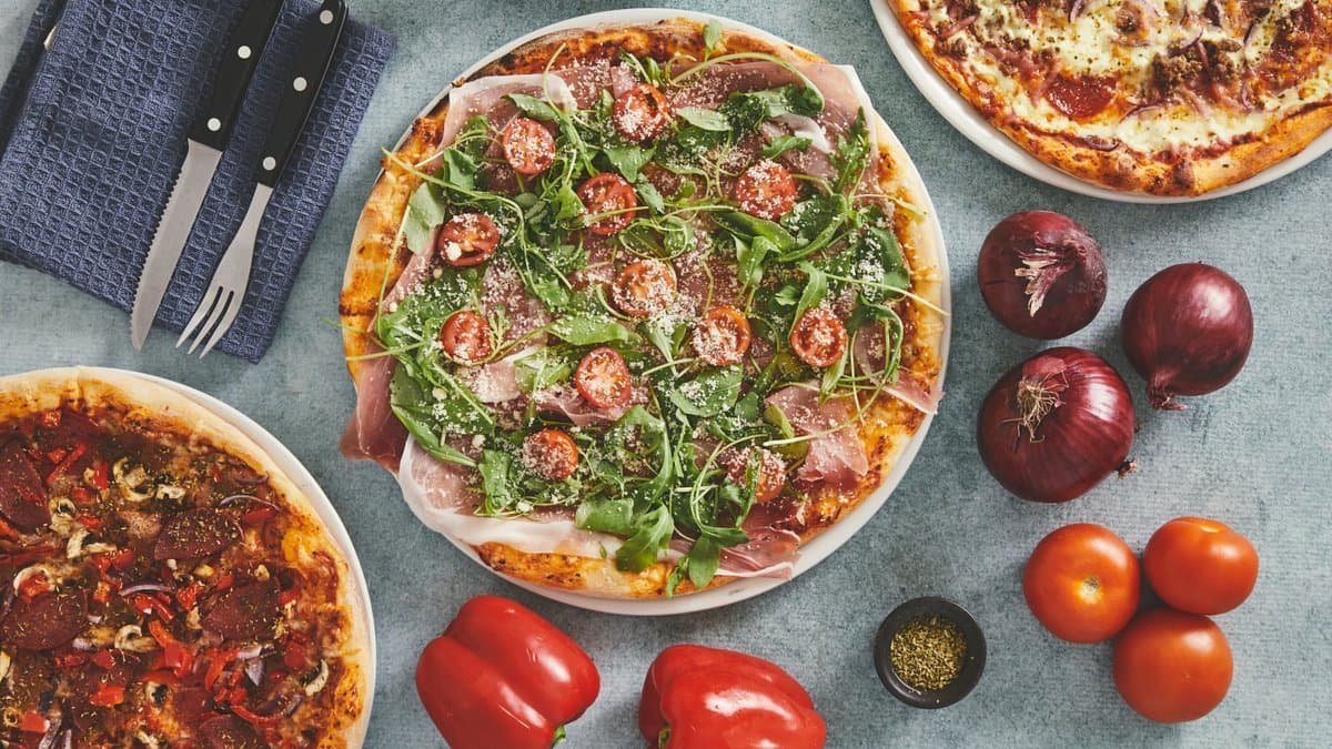 M & G Pizza - image 1