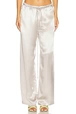 Estelle Pant - image 1
