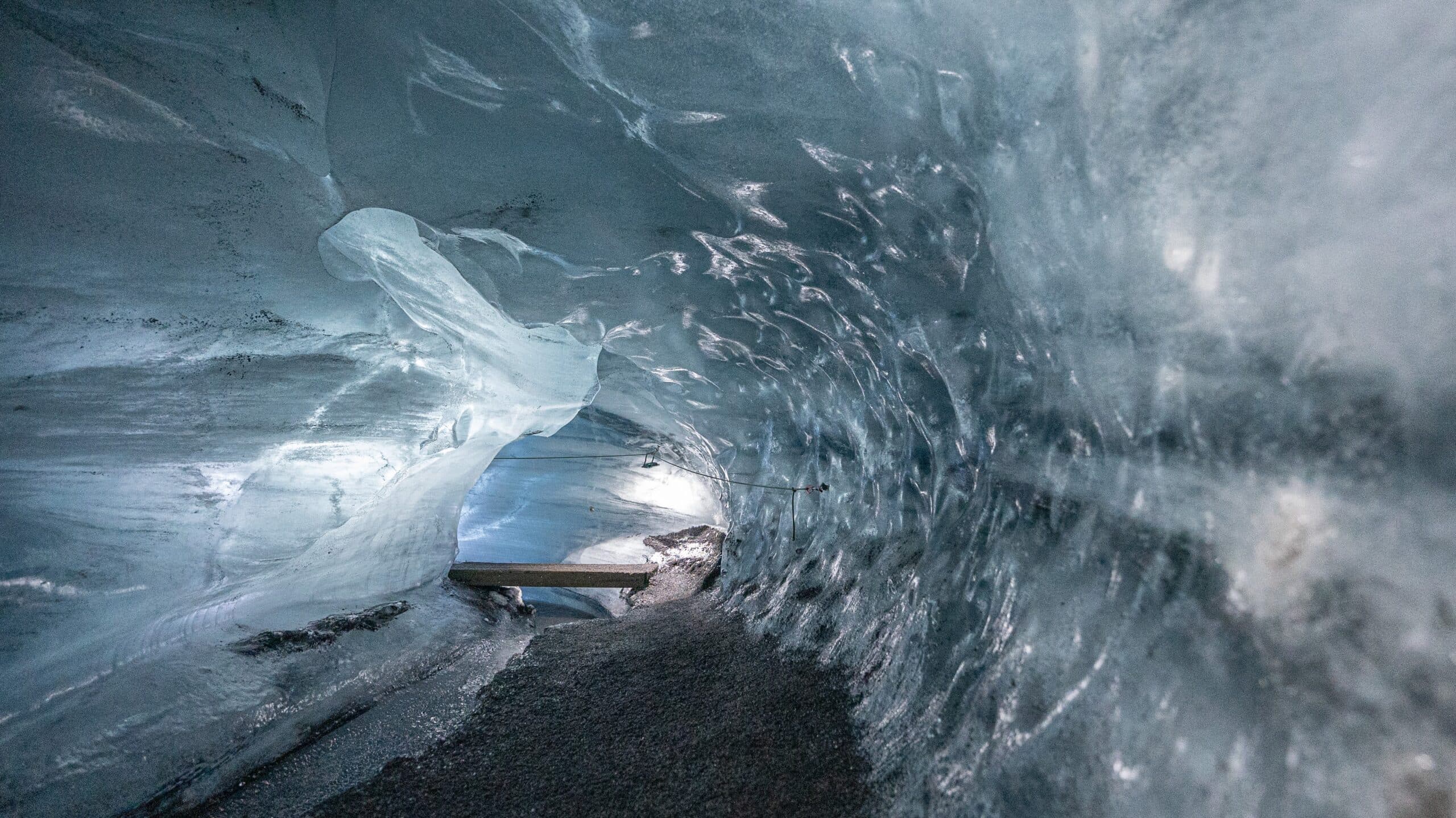 Fast Track Katla Ice Cave tour - image 1