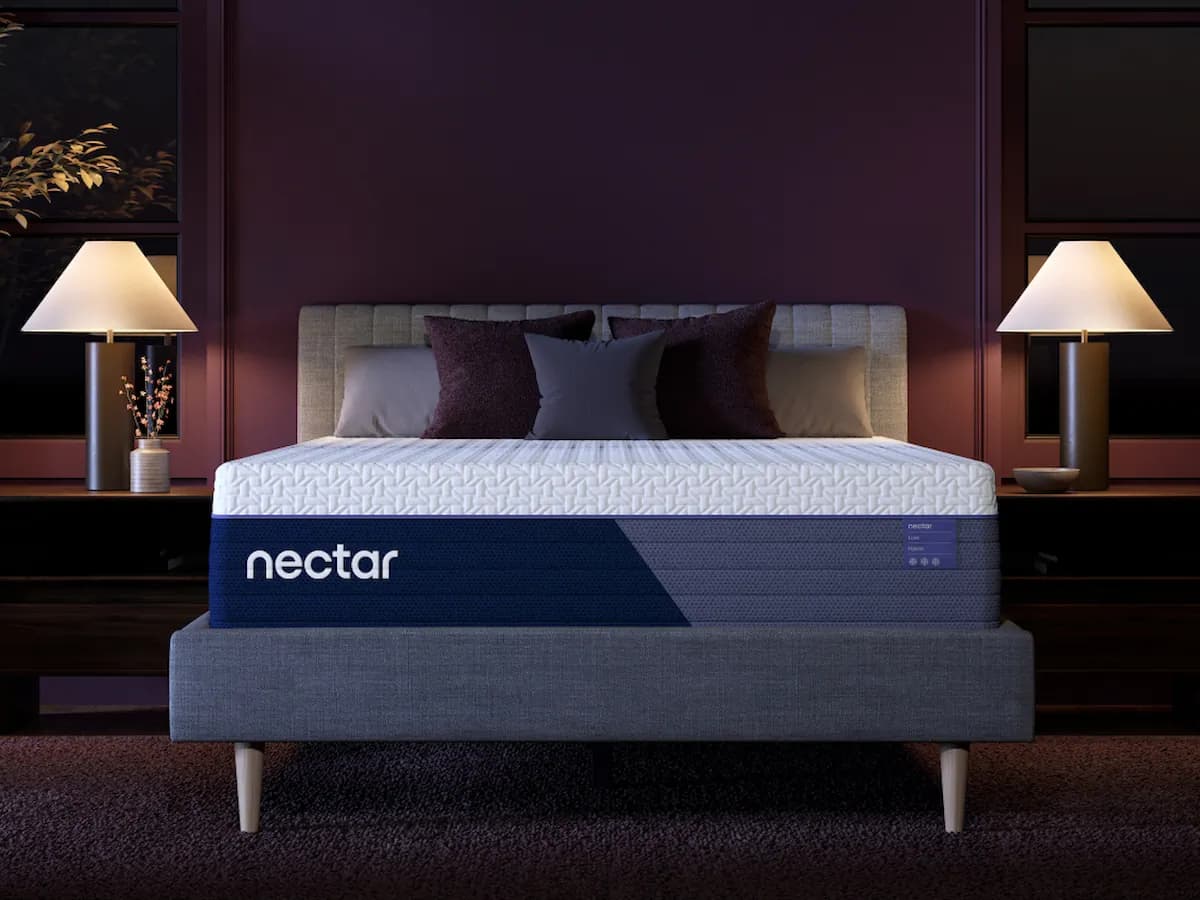 Nectar Luxe 14" Hybrid Mattress - image 1