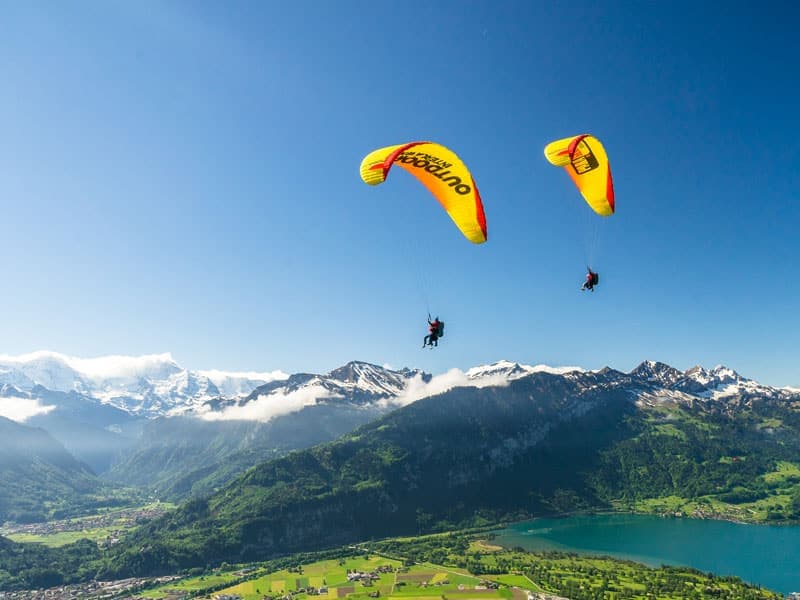 Paragliding switzerland | Discover summer activities - image 1