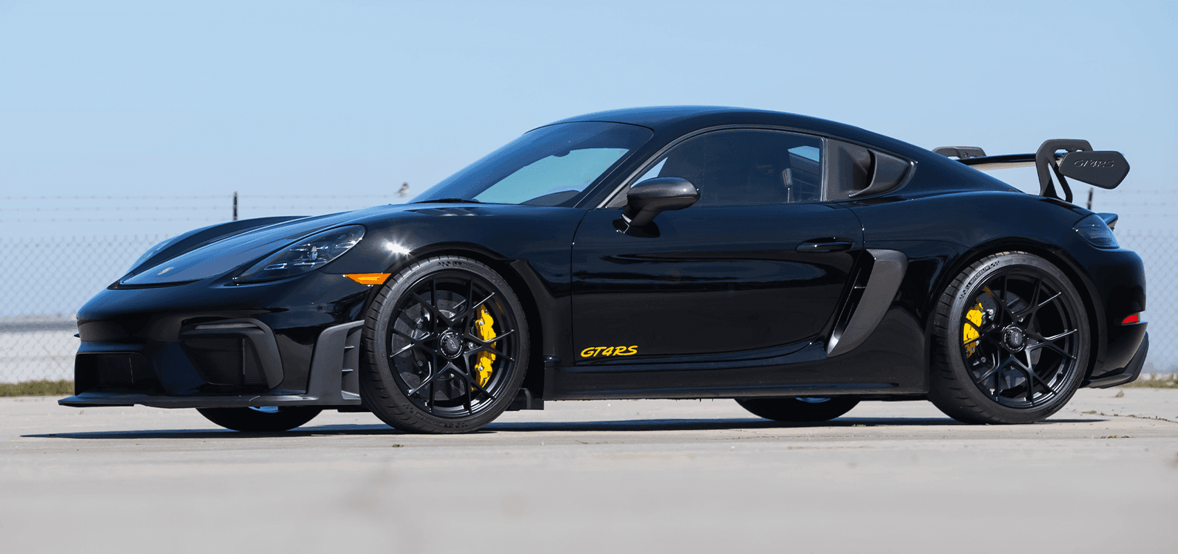 2024 Porsche 718 Cayman GT4 RS - image 1
