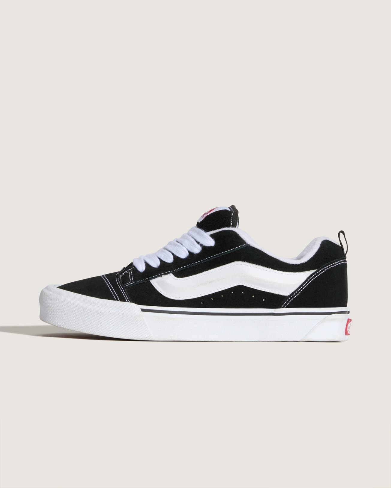 Vans Knu Skool Low Top Sneakers Black/True White - image 1