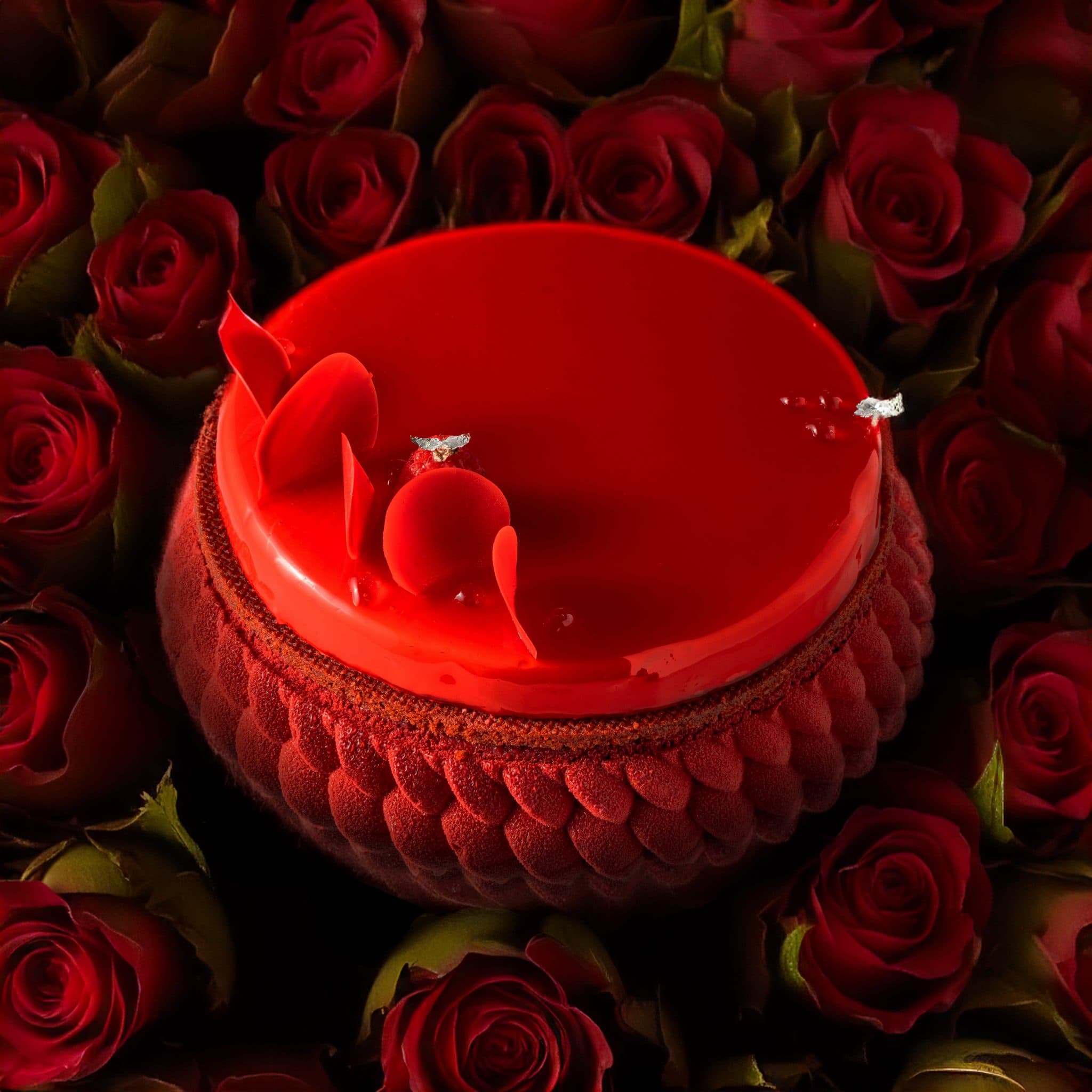 Ispahan Whole Cake - image 1
