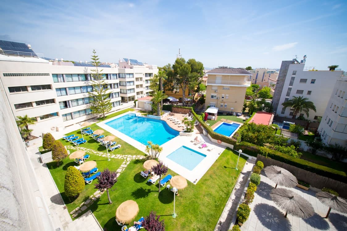 Atenea Park Suites - Apartments - image 1