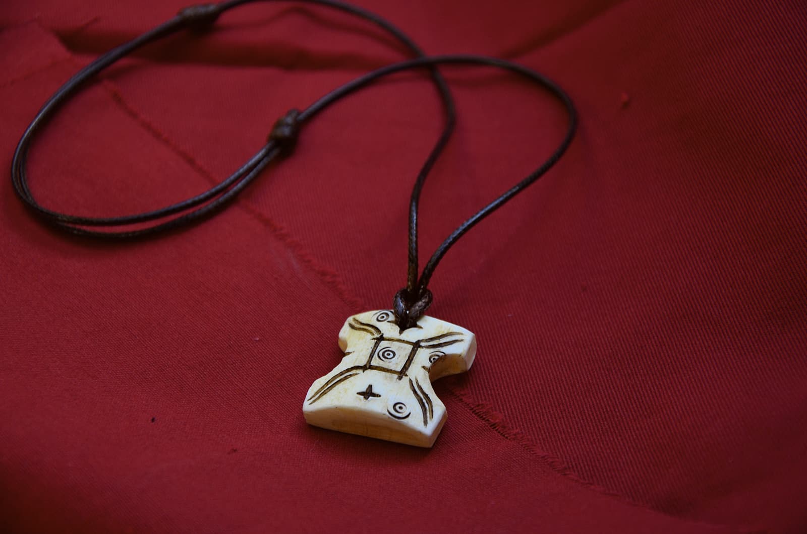 Japor Snippet Necklace (Star Wars) - image 1