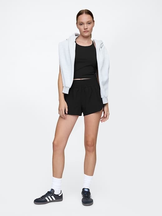 GapFit 3" Mid Rise Runaround Shorts - image 1