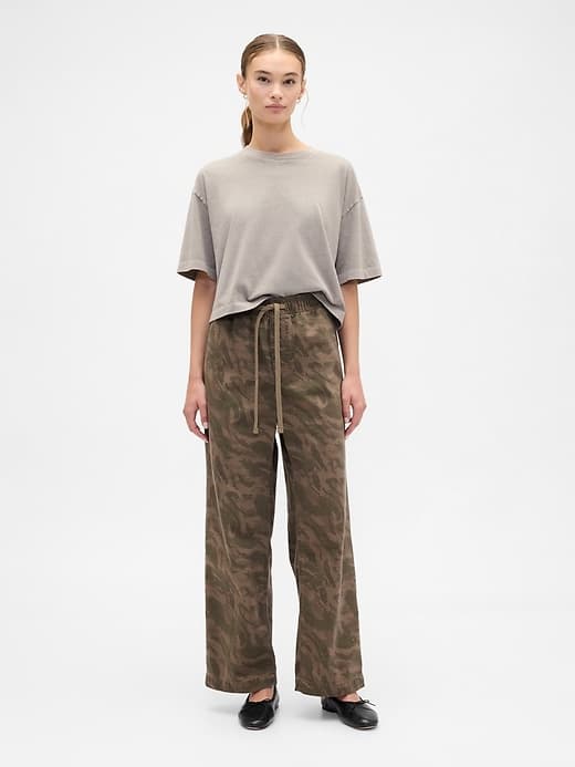 High Rise Pull-On Print Wide-Leg Jeans - image 1