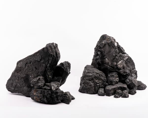 Kuro Stone Aquarium & Terrarium Stone - Various Sizes - image 1