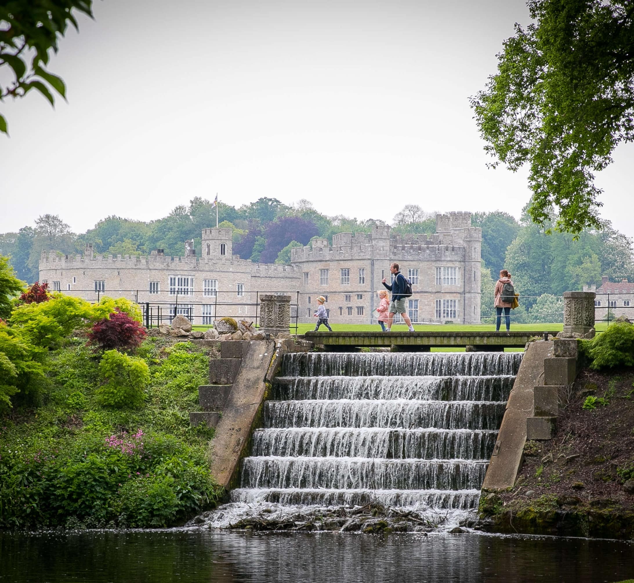 Leeds Castle Admission Ticket - image 1