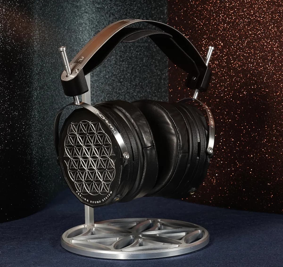 Nur Harmonia Headphones - image 1
