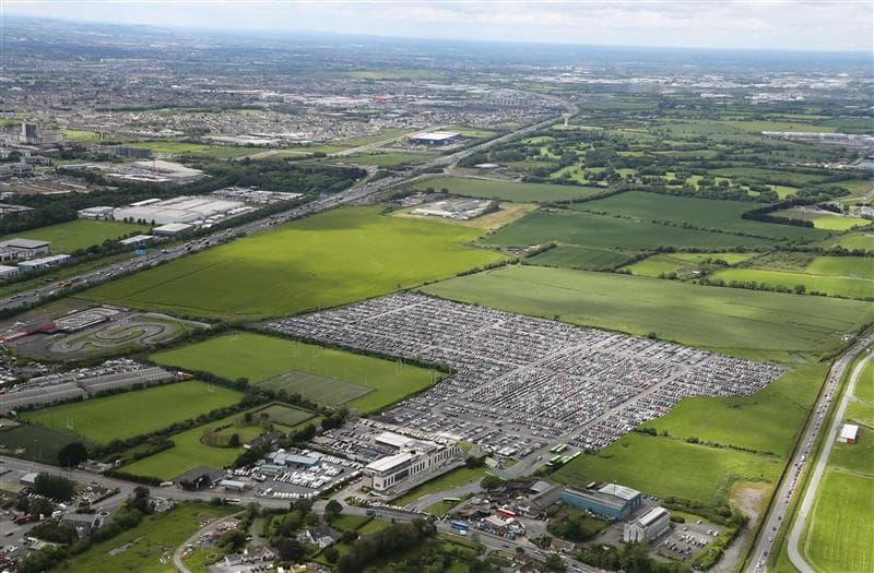 Dublin Airport Car Park - image 1