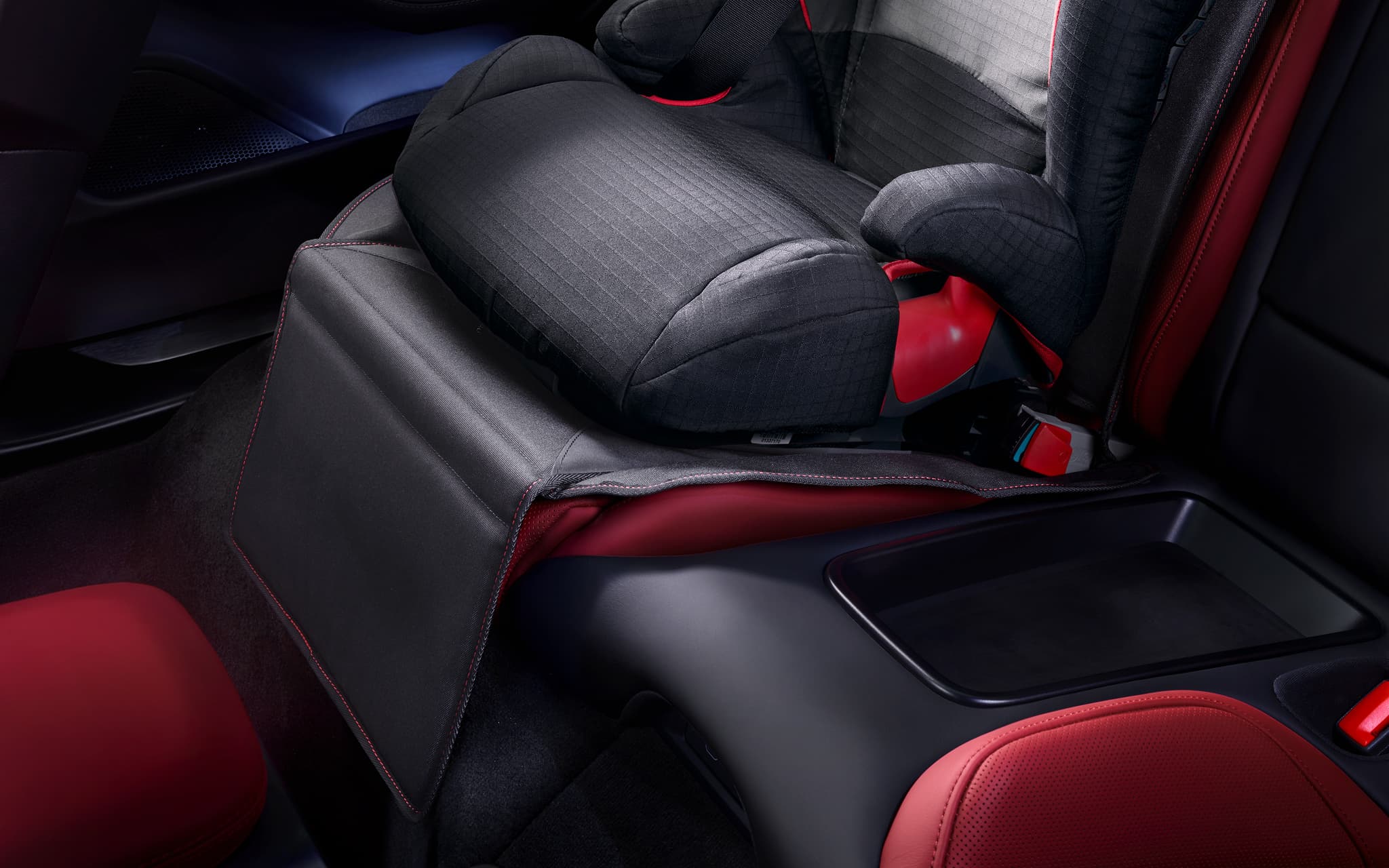 Porsche Child Seat Protective Mat - image 1