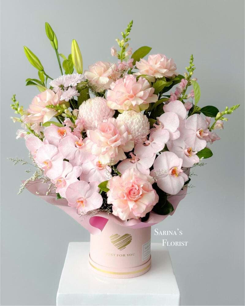 Luxury Pink Flower Hat Box - image 1